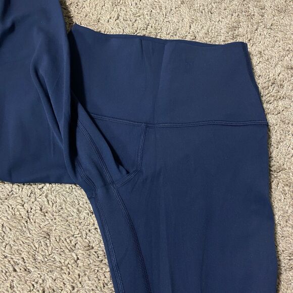Lululemon Size 2 Align Pant High Rise 25" Inseam True Navy Blue - Picture 2 of 7